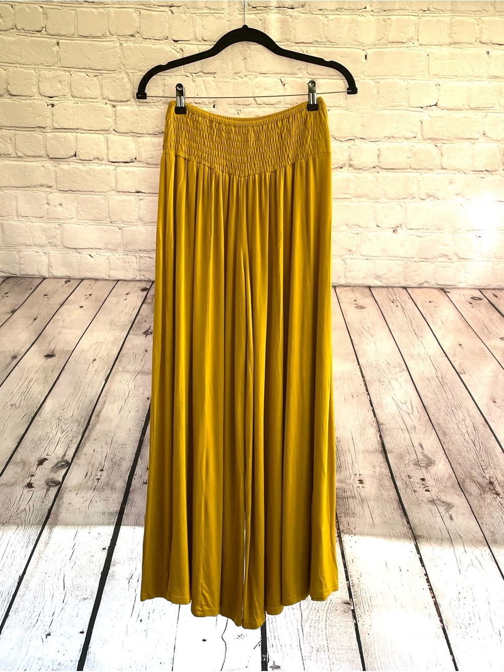 Earthbound Trading Co Barcelona Pants Sz Small Wide Leg Boho Flowy Festival
